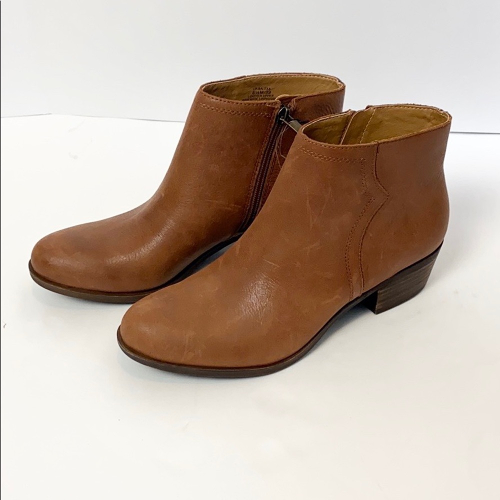 NWT Lucky Brand Brown Boots